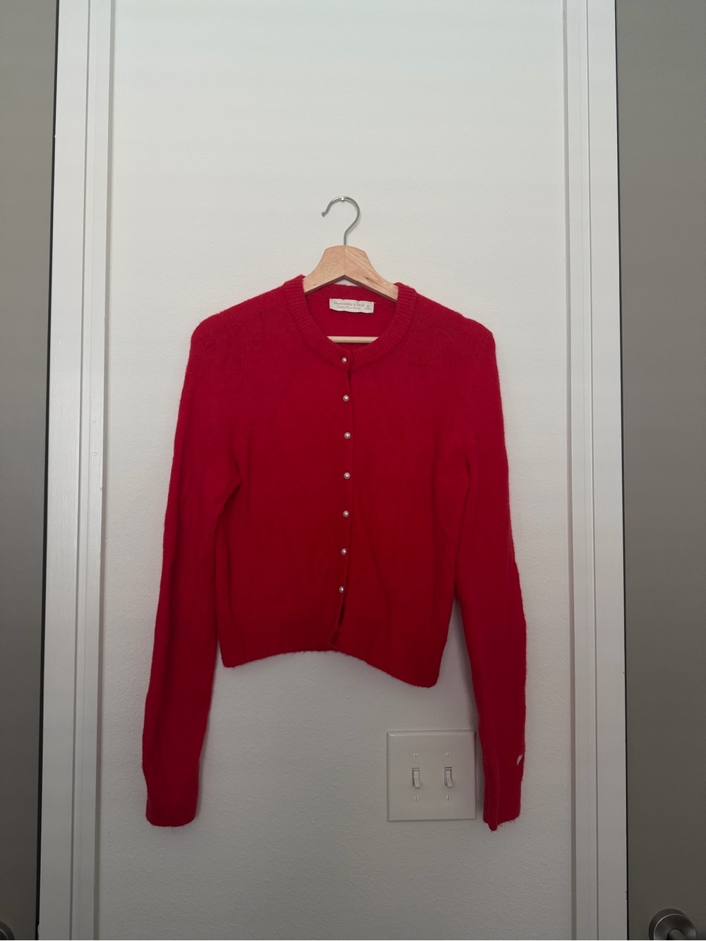 A&F • wool blend heart shrunken cardigan